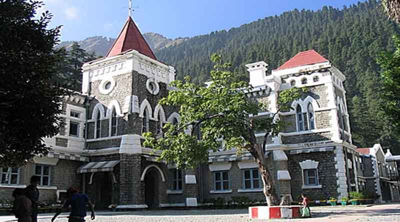 HC ने सरकार से संविदा कर्मचारियों को न्यूनतम वेतनमान देने को कहा