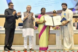 राष्ट्रपति श्रीमती द्रौपदी मुर्मु ने 71वें राष्ट्रीय फिल्म पुरस्कार प्रदान किए