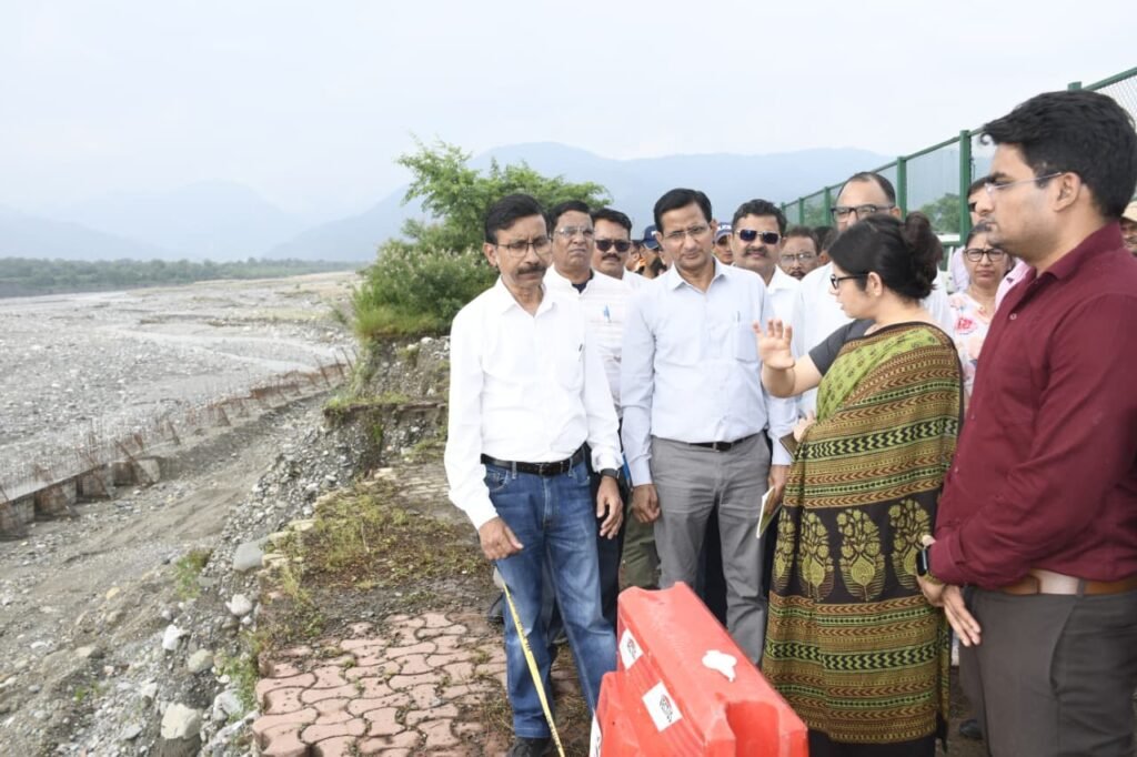 nainital-monsoon-damge-central-team-survey