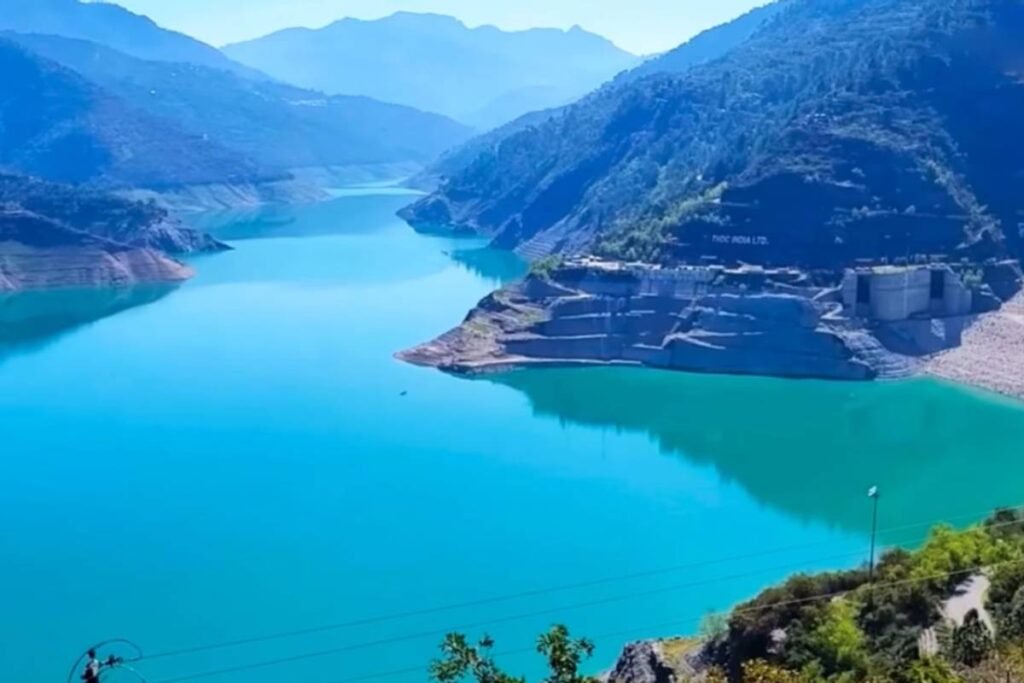 माघ मेला: THDC गंगा में पवित्र स्नान के लिए अतिरिक्त पानी छोड़ रहा है