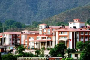 मेडिकल कॉलेज श्रीनगर में 93 डाक्टरों के पदों पर होगी भर्ती