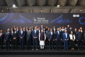 PM मोदी और मैक्रों ने भारतीय स्टार्टअप्स को ग्लोबल इन्वेस्टर्स से जोड़ने के लिए ‘भारत इनोवेट्स 2026’ का उद्घाटन किया