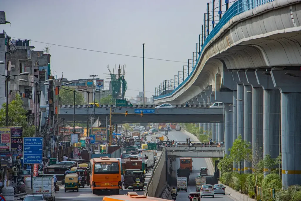 कैबिनेट ने दिल्ली-एनसीआर क्षेत्र में पुराने ट्रकों और बसों के प्रतिस्थापन के लिए एनसीआरपीबी को सहायता प्रदान करने की योजना को मंजूरी दी