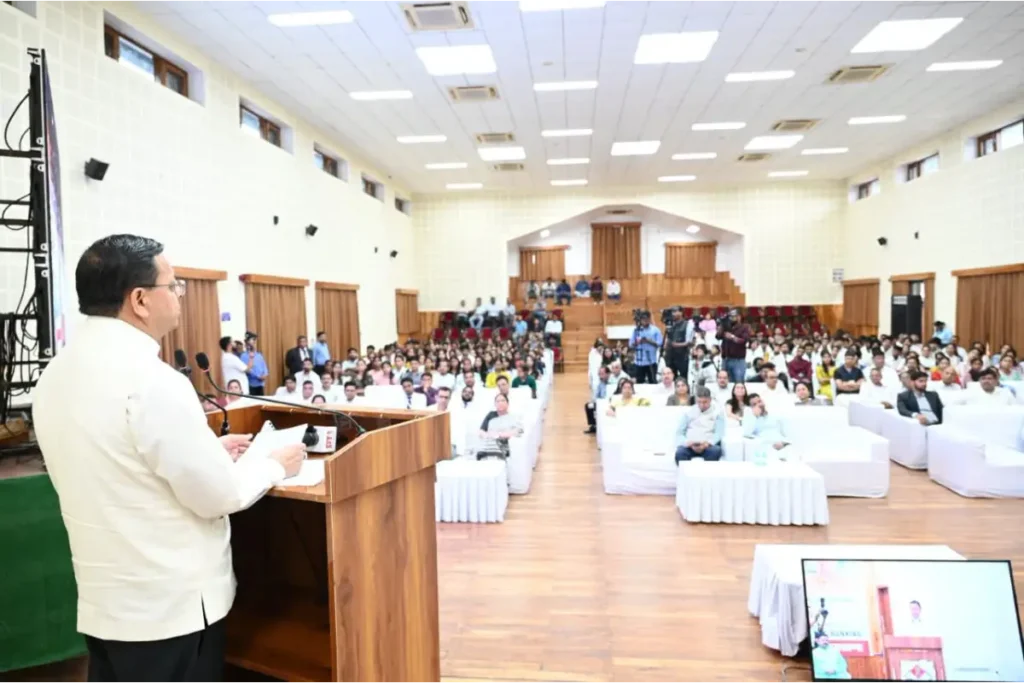 11 हजार युवाओं को मिलेगी मुफ्त ऑनलाइन कोचिंग, CM धामी ने लॉन्च की ‘मुख्यमंत्री युवा भविष्य निर्माण योजना’