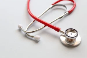 WHO Global Health Estimates: महामारी के बाद दुनिया की औसत उम्र 73.3 साल, NCDs का बढ़ता बोझ